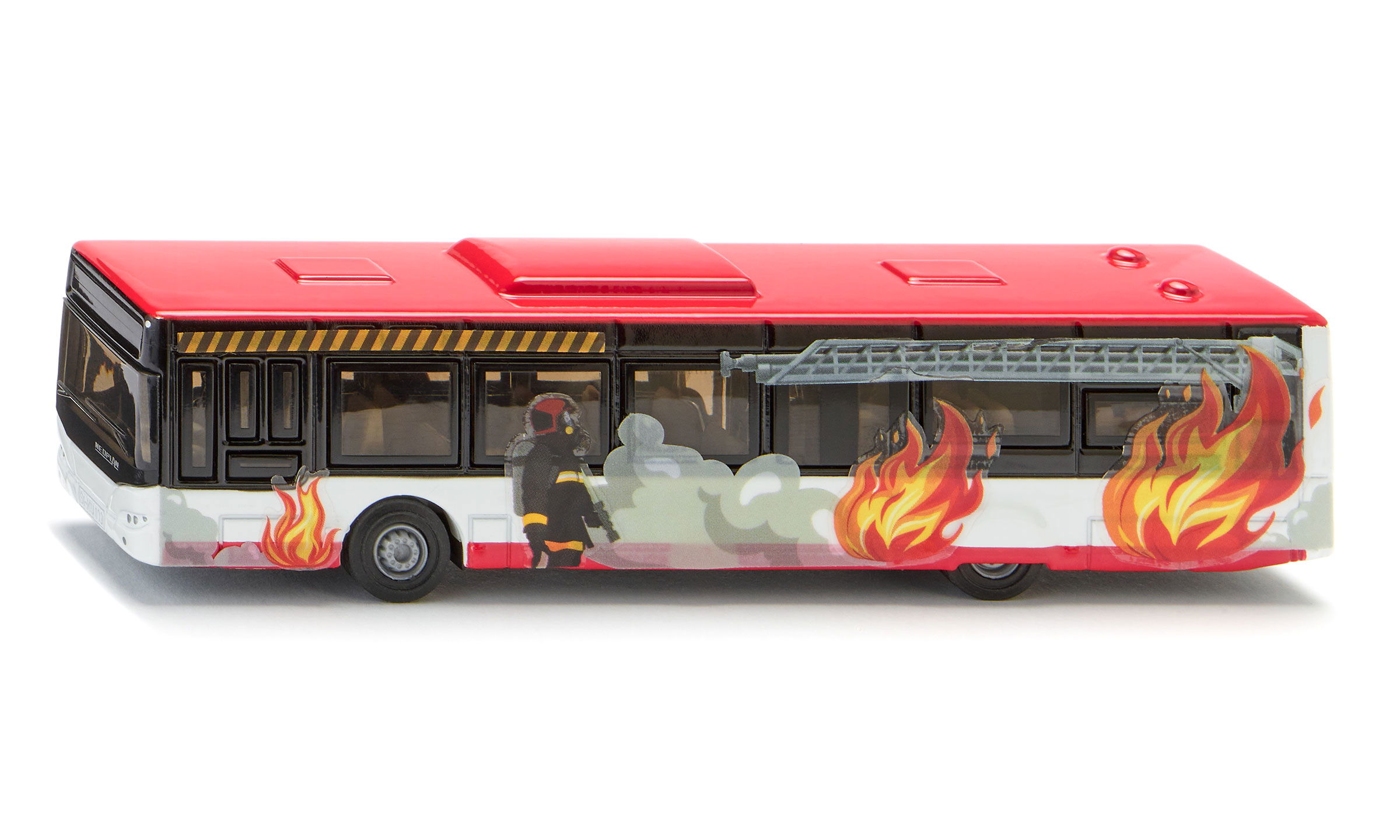 Neoplan Linienbus mit Stickern beklebt auf weißem Hintergrund
