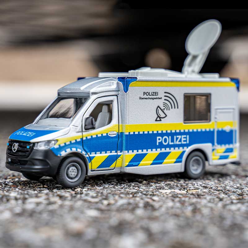 Siku police van online