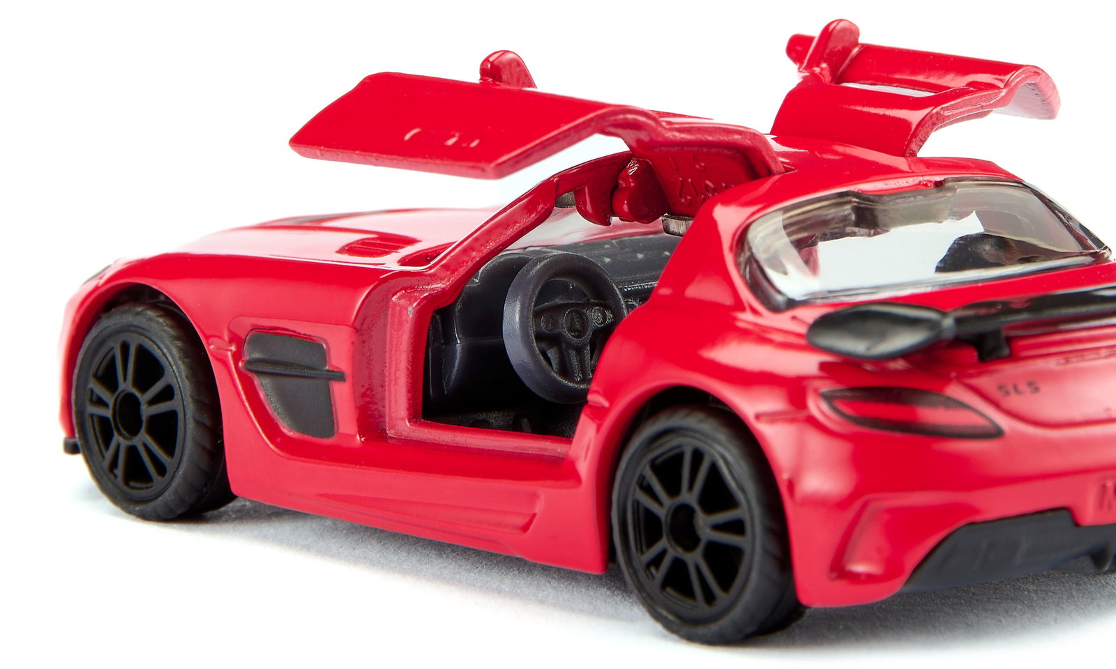 Mercedes-Benz SLS AMG Black Series rot | siku Modellauto