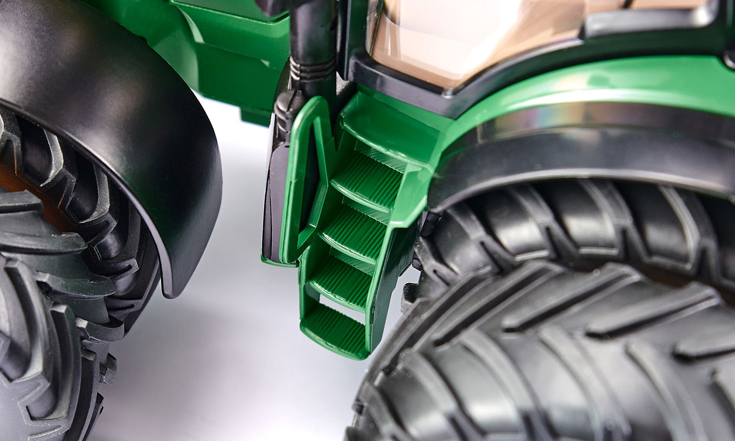 John Deere 7290R z podwójnymi oponami i sterowaniem za