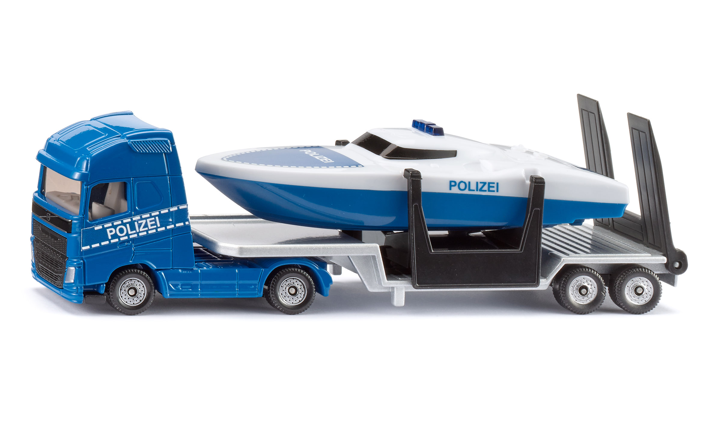 Volvo Lkw mit Boot 