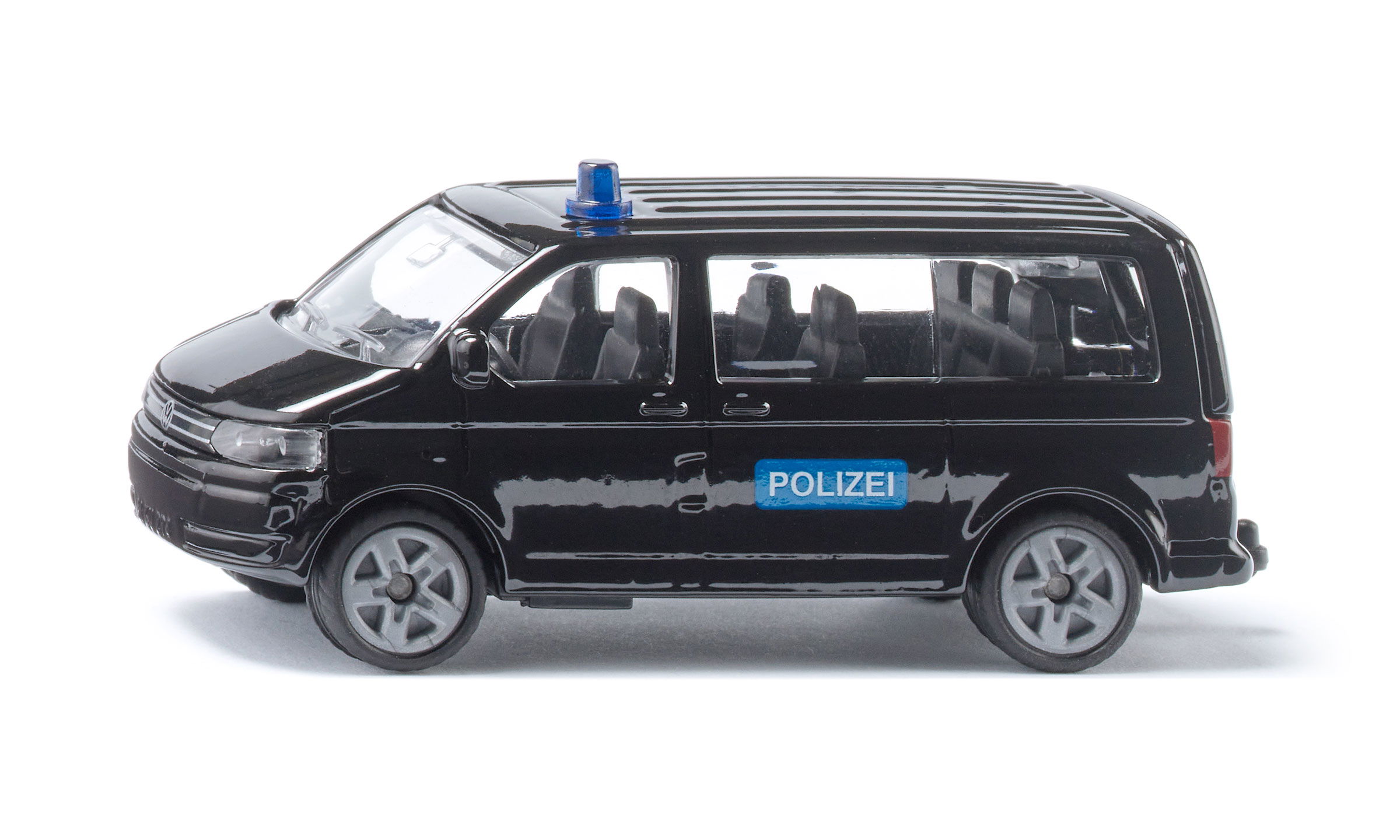 siku VW T5 Polizeiwagen als schwarzes Sondereinsatzkommando. Seitenansicht vor weißem Hintergrund. 