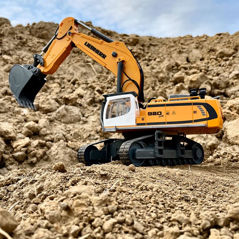 Liebherr R980 SME Crawler excavator 