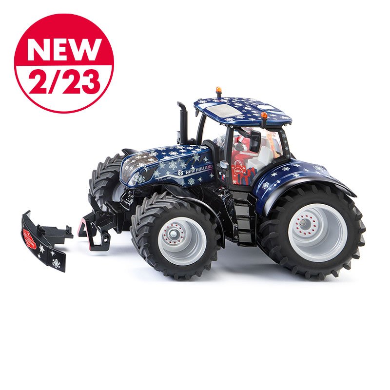 New Holland Christmas tractor