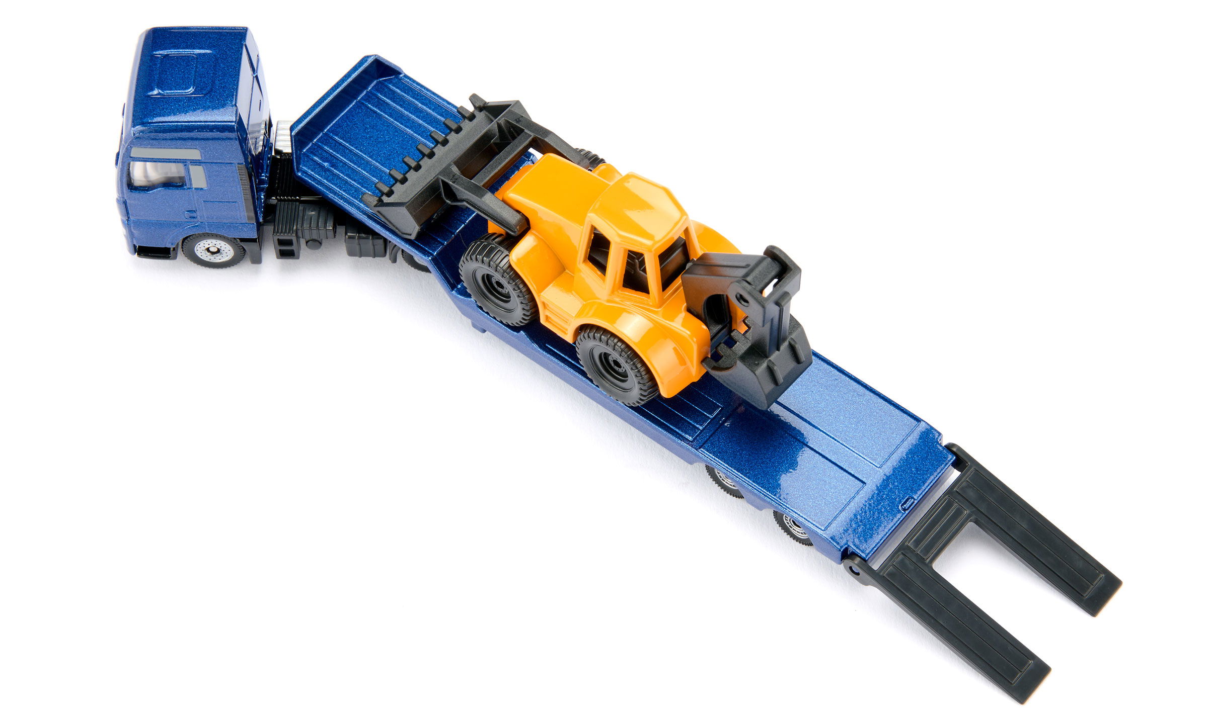 MAN Lkw mit Baggerlader