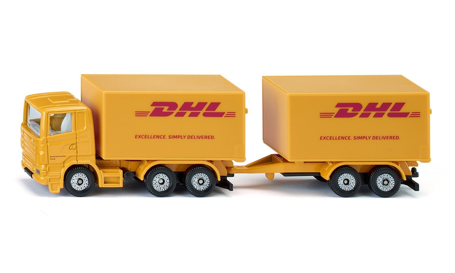 Vrachtwagen met aanhanger DHL